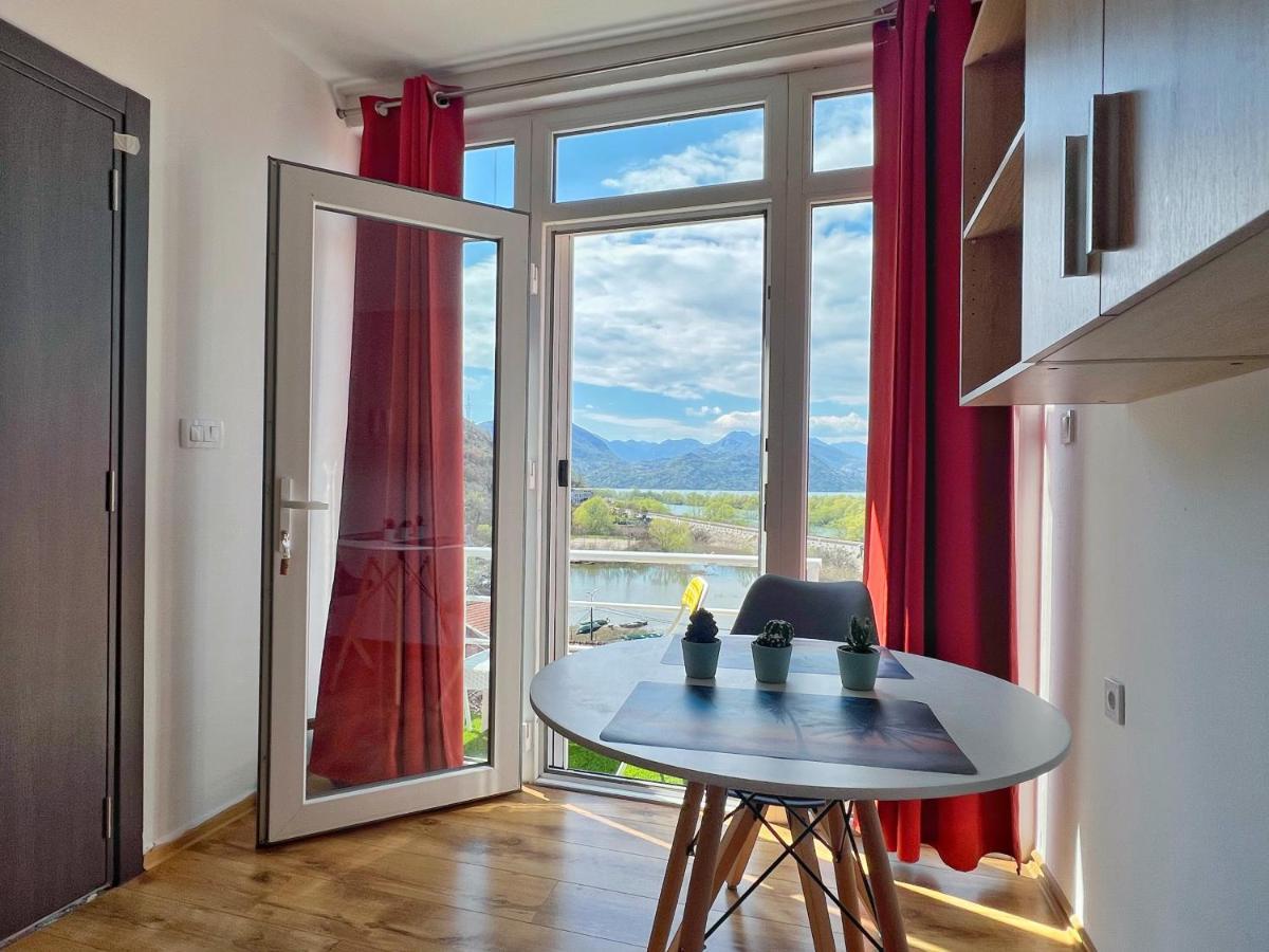 Jg Studio Apartment Vranjina Bagian luar foto