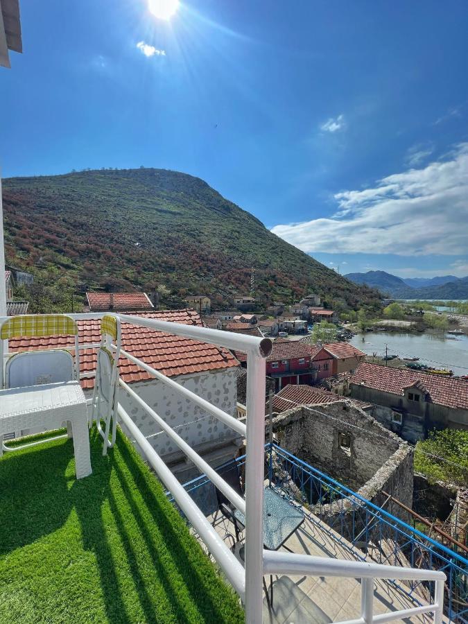 Jg Studio Apartment Vranjina Bagian luar foto